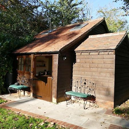 The Bike Shed, Near Brill Daire Aylesbury  Dış mekan fotoğraf